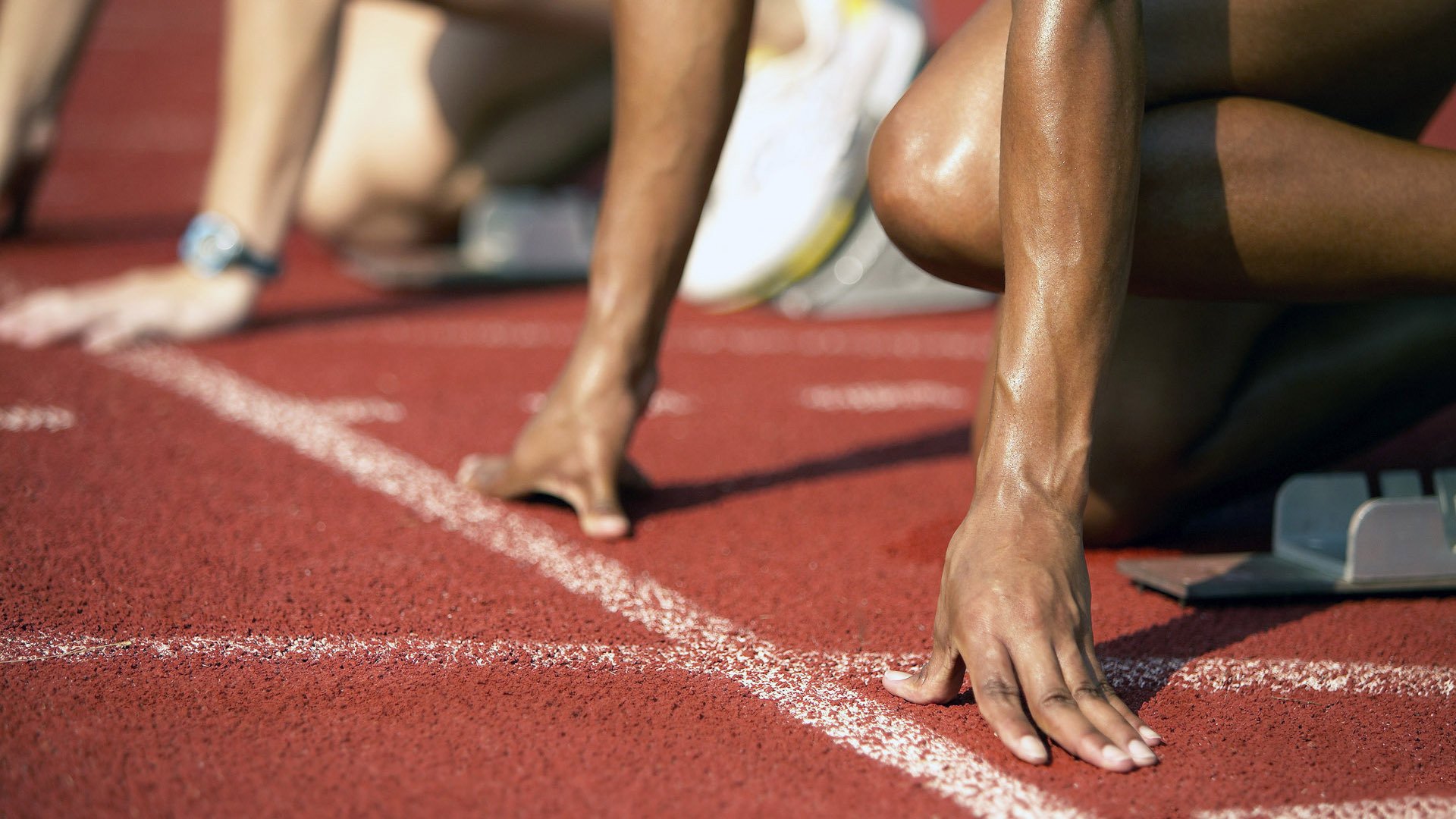 爱游戏app-跨境文化:多国运动员线上线下同时竞技