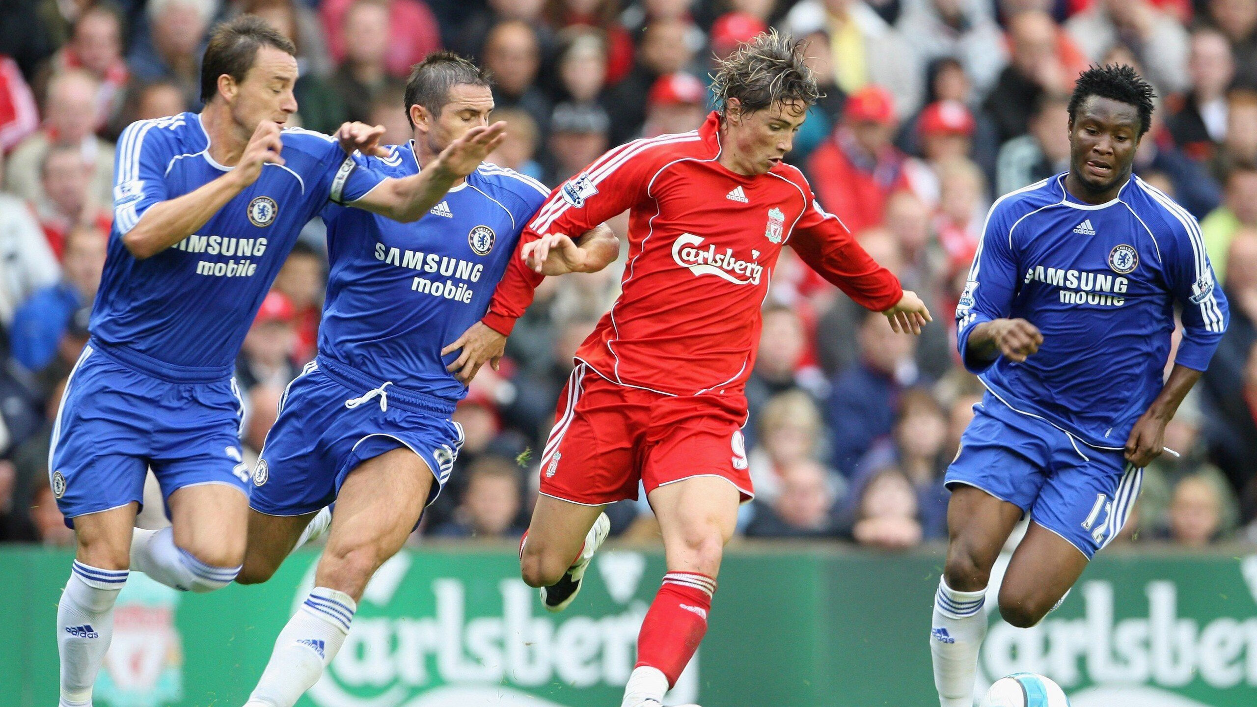 爱游戏中国官方网站平台-巴黎圣日耳曼晋级欧冠四强,姆巴佩双响定胜局,巴黎圣日耳曼欧冠集锦