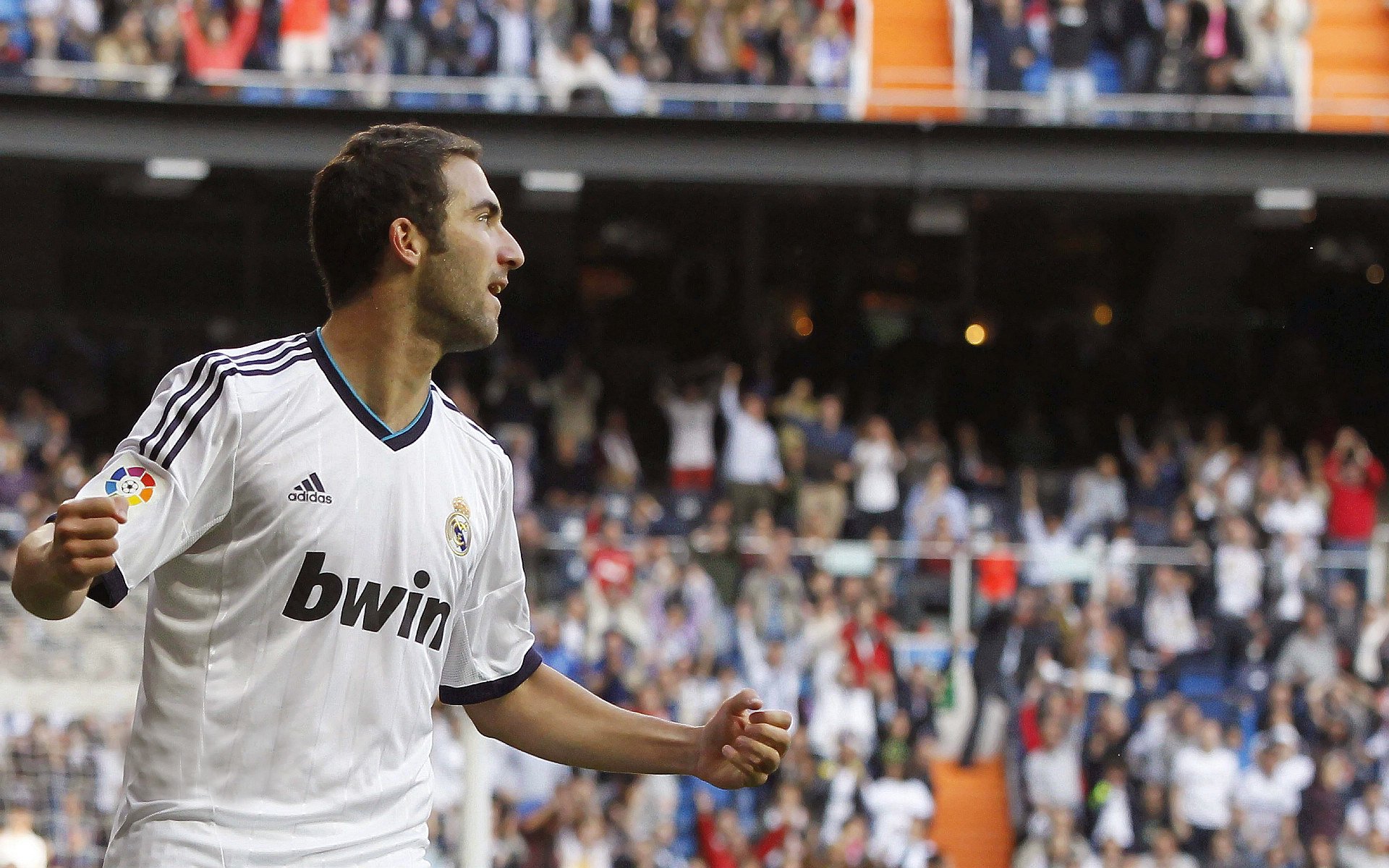 巴萨持续高控球率打乱对手战术体系,巴萨控球率达81%